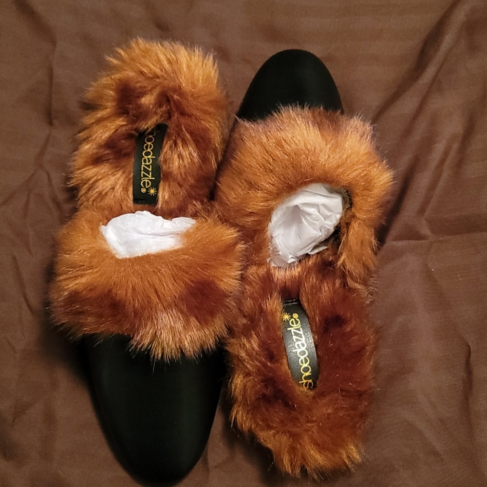 ROSII SLIP ON FUZZIE